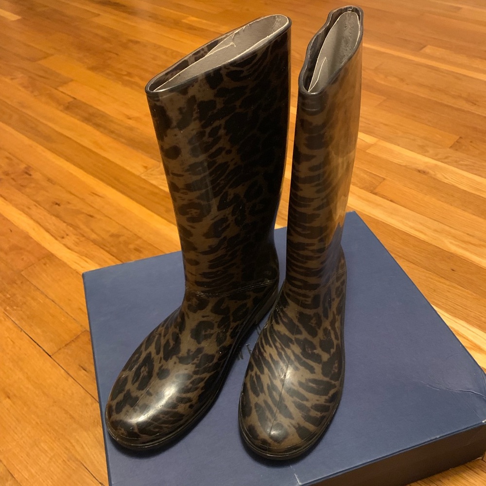 Stuart Weitzman Cheetah Rain Boots Size L